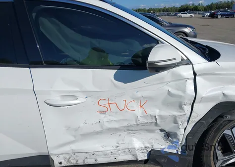 2022 Hyundai Tucson Hybrid Limited from USA, damaged, VIN KM8JECA16NU052646